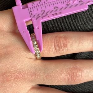 9k Natural Diamond Band